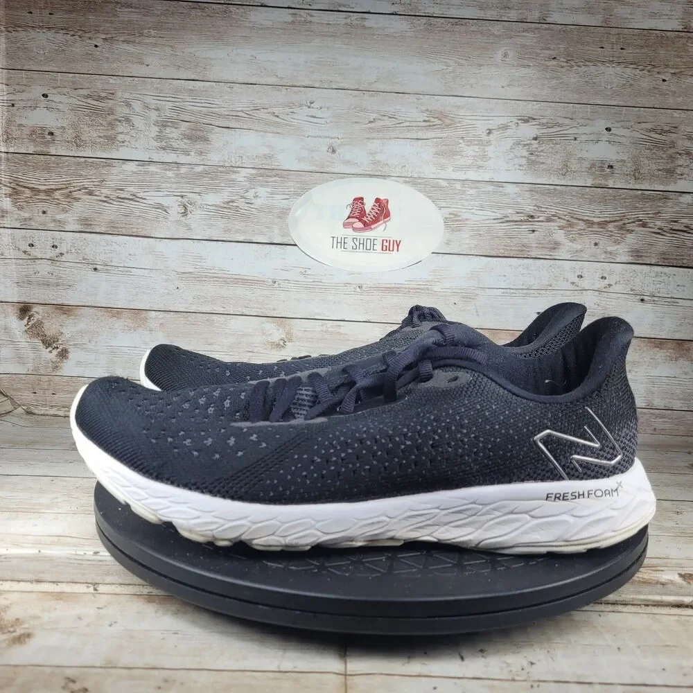 New Balance Fresh Foam Women's Size 10 Tempo v2 Black White Running Shoes